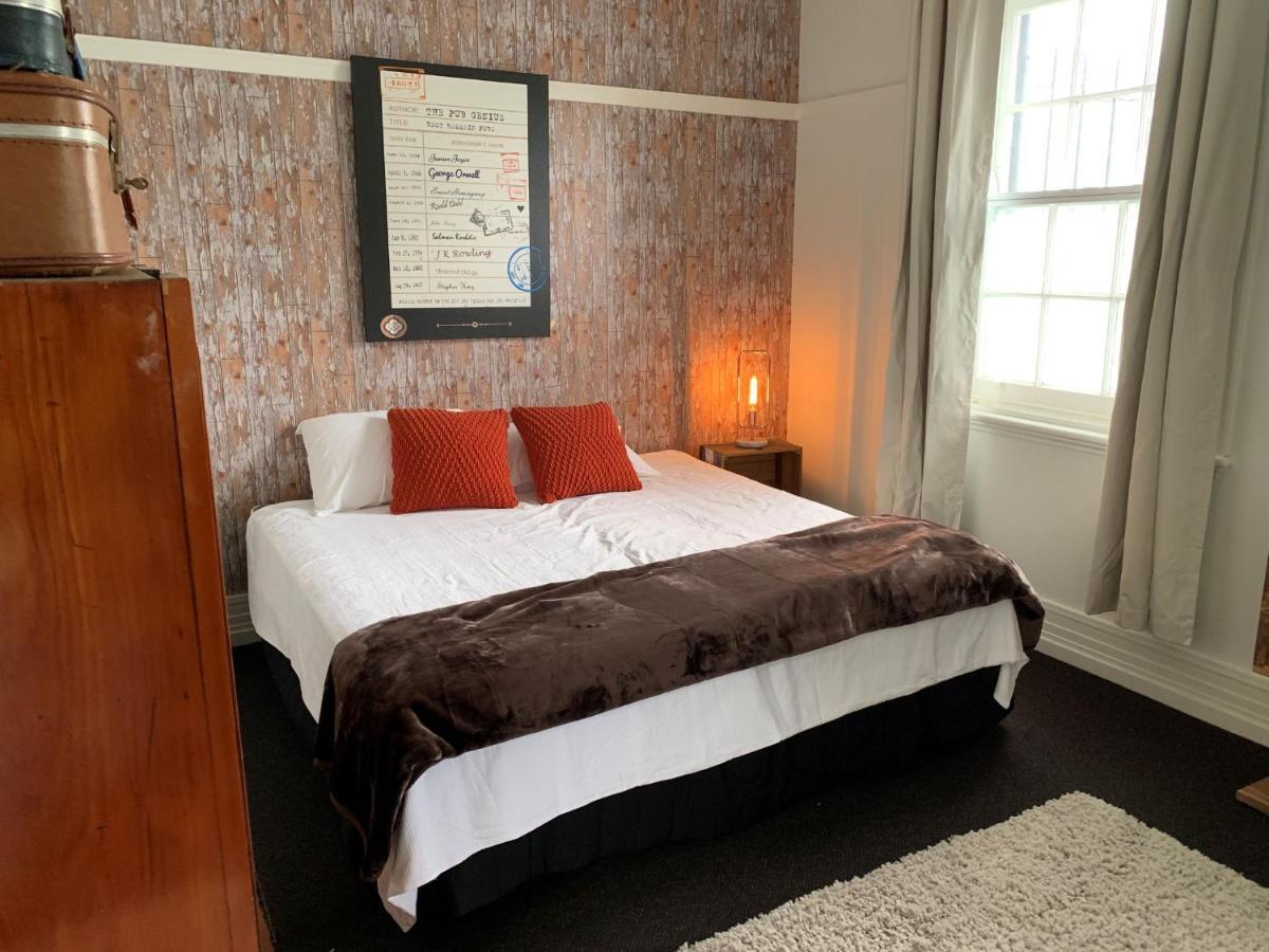 Cat And Fiddle Balmain Hotel Sydney Esterno foto
