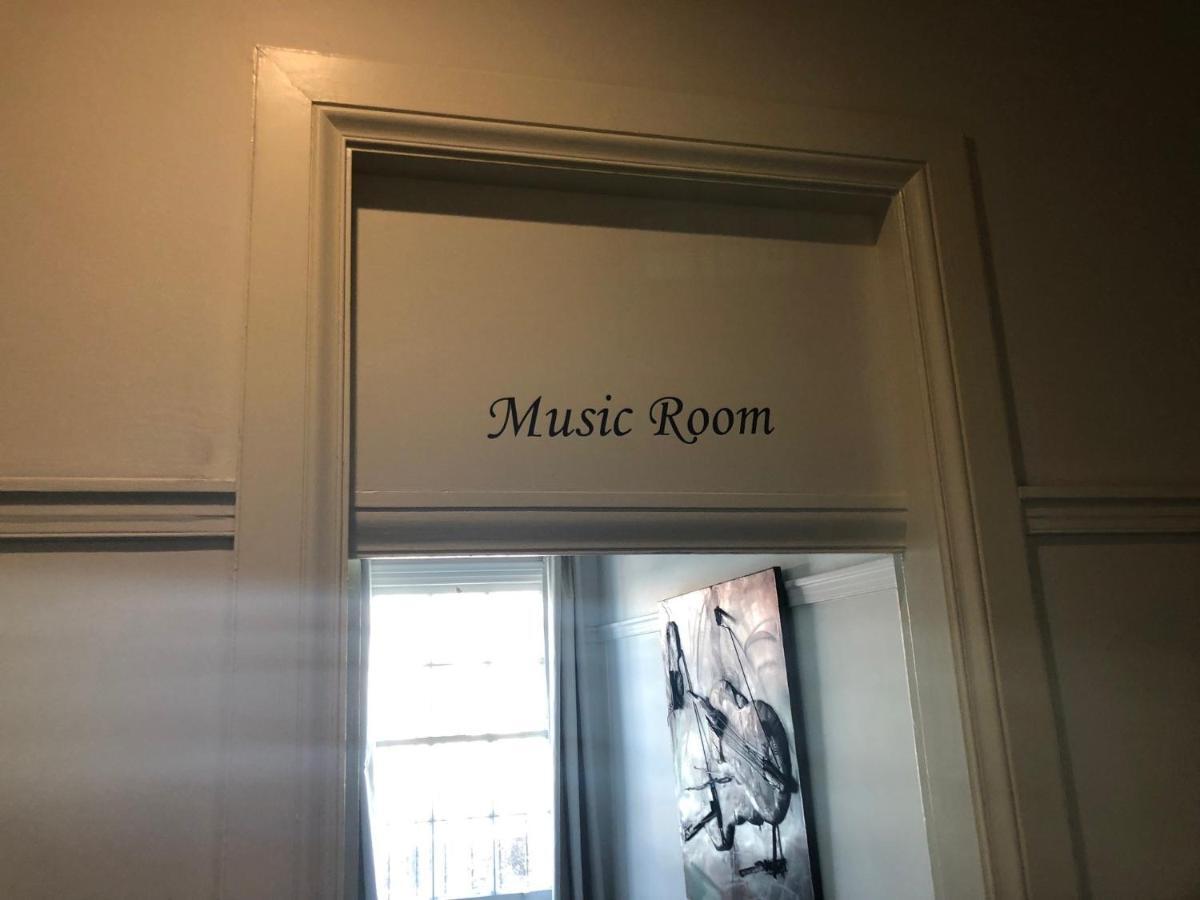 Cat And Fiddle Balmain Hotel Sydney Esterno foto